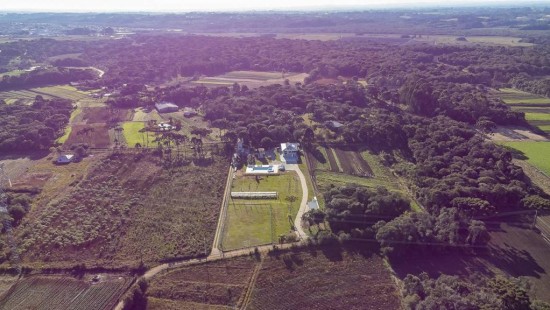 CHÁCARA NA COLÔNIA MURICY